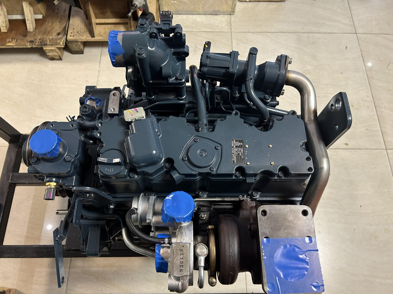 KUBOTA V3800 - Moteur pour Pelle: photos 1 KUBOTA V3800 - Moteur pour Pelle: photos 1