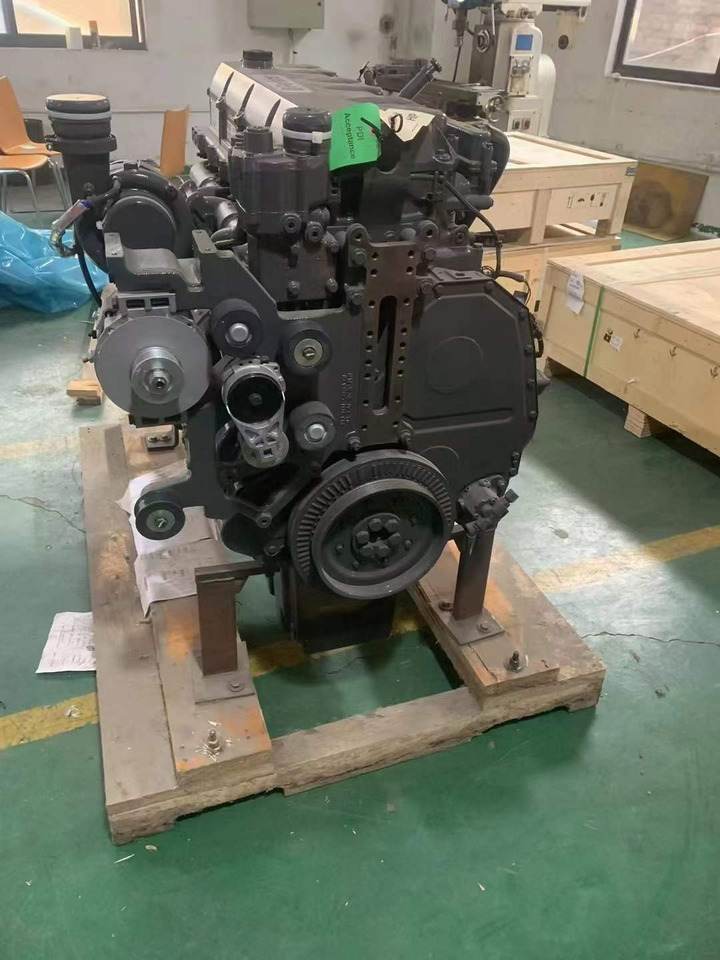 PERKINS 2206D - Moteur pour Pelle: photos 3 PERKINS 2206D - Moteur pour Pelle: photos 3