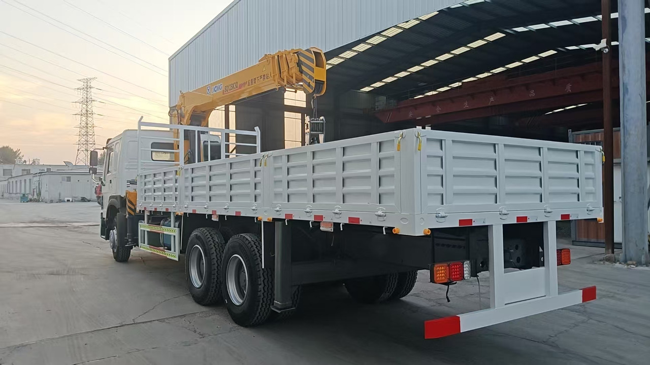 XCMG SQ12SK3Q - Camion grue: photos 2 XCMG SQ12SK3Q - Camion grue: photos 2