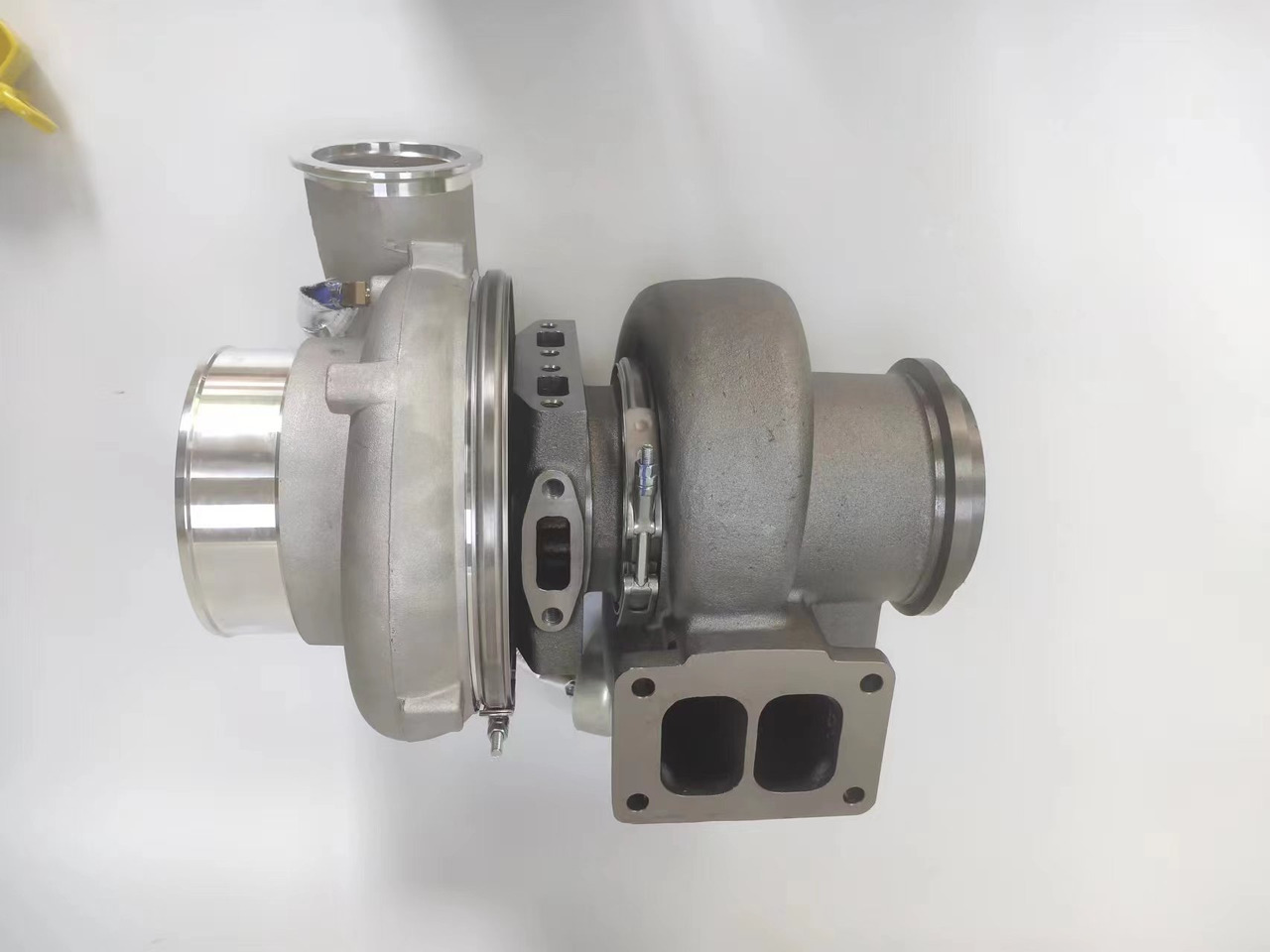 Carterpillar 352-9177 - Turbocompresseur pour Pelle: photos 2 Carterpillar 352-9177 - Turbocompresseur pour Pelle: photos 2