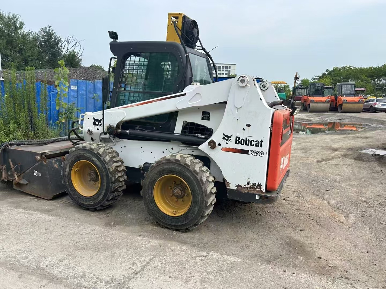 BOBCAT High Quality Used Bobcat S630 Skip Steer - Mini chargeuse: photos 4 BOBCAT High Quality Used Bobcat S630 Skip Steer - Mini chargeuse: photos 4