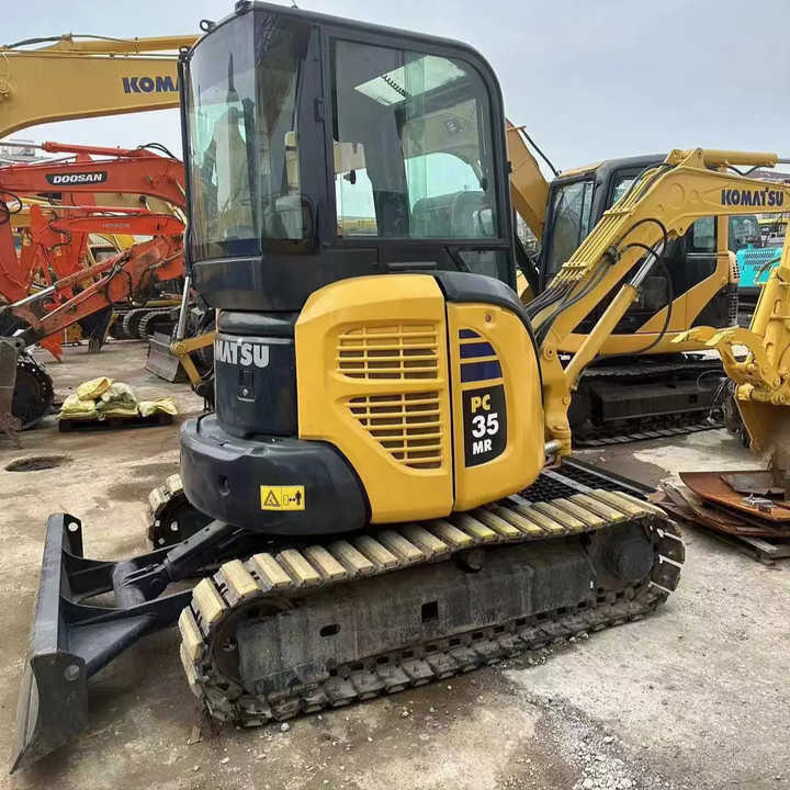 Best Quality Komatsu PC35mr Used Mini Excavator Earth-moving Machinery in Good Condition - Pelle sur chenille: photos 1 Best Quality Komatsu PC35mr Used Mini Excavator Earth-moving Machinery in Good Condition - Pelle sur chenille: photos 1