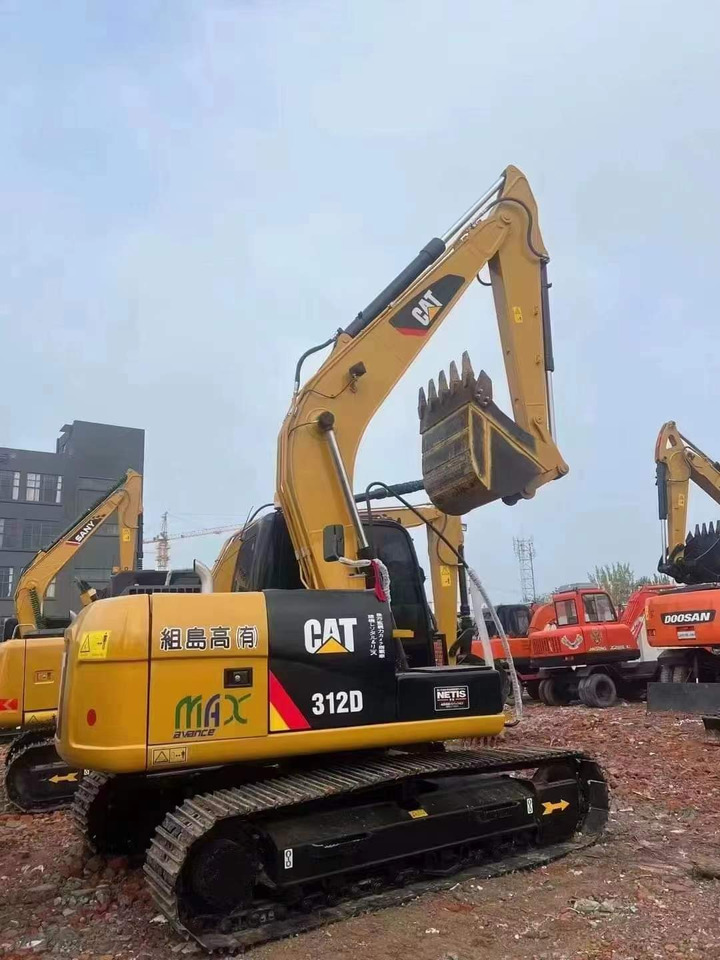 EXCAVATOR Caterpillar CAT312D Small and Medium-sized Original 12Ton Used Excavator CAT312D Sold Well - Mini pelle: photos 4 EXCAVATOR Caterpillar CAT312D Small and Medium-sized Original 12Ton Used Excavator CAT312D Sold Well - Mini pelle: photos 4