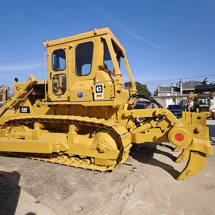 Good Condition Caterpillar CATD7G Original Japan Used Crawler Dozer Used CAT D6 D7 D10 Second Hand Bulldozers for Sale - Bulldozer: photos 1 Good Condition Caterpillar CATD7G Original Japan Used Crawler Dozer Used CAT D6 D7 D10 Second Hand Bulldozers for Sale - Bulldozer: photos 1