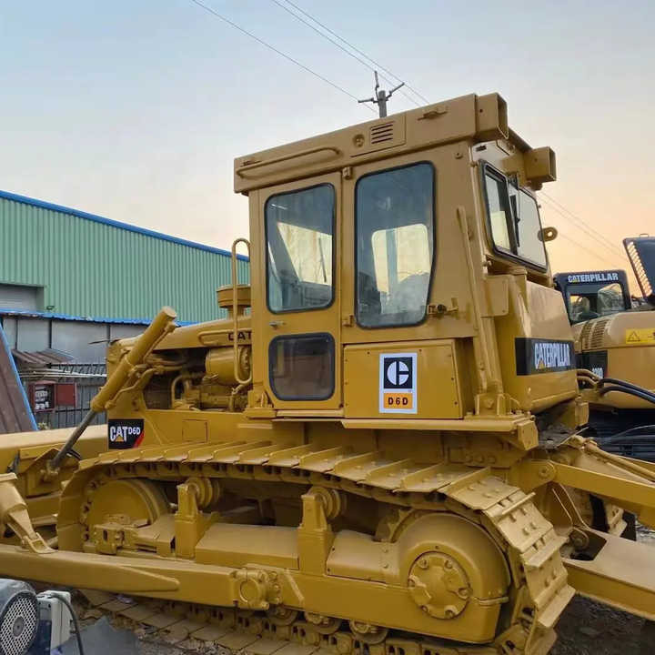 Good Condition D6D Mini Bulldozer New Crawler Bulldozer with Parts Price Bulldozers - Bulldozer: photos 3 Good Condition D6D Mini Bulldozer New Crawler Bulldozer with Parts Price Bulldozers - Bulldozer: photos 3