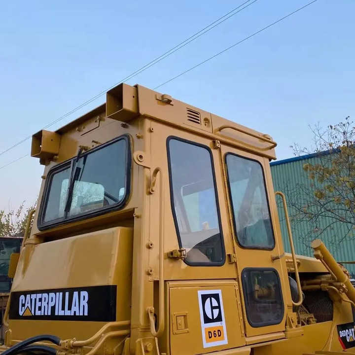 Good Condition D6D Mini Bulldozer New Crawler Bulldozer with Parts Price Bulldozers - Bulldozer: photos 5 Good Condition D6D Mini Bulldozer New Crawler Bulldozer with Parts Price Bulldozers - Bulldozer: photos 5