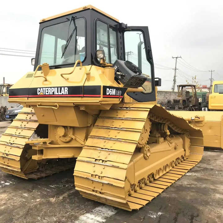 Bulldozer Good Condition D6m Mini Bulldozer New Crawler Bulldozer with Parts Price Bulldozers: photos 1
