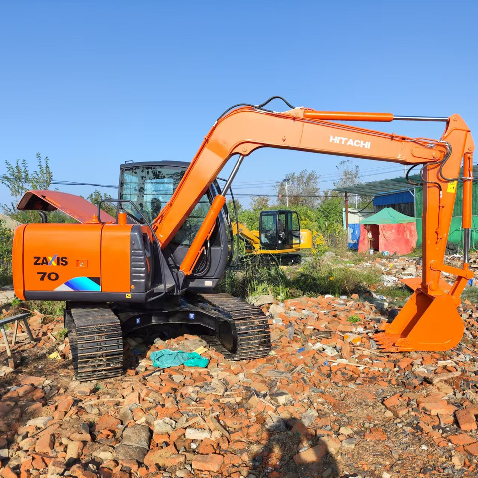 HITACHI ZX70 - Mini pelle: photos 2 HITACHI ZX70 - Mini pelle: photos 2