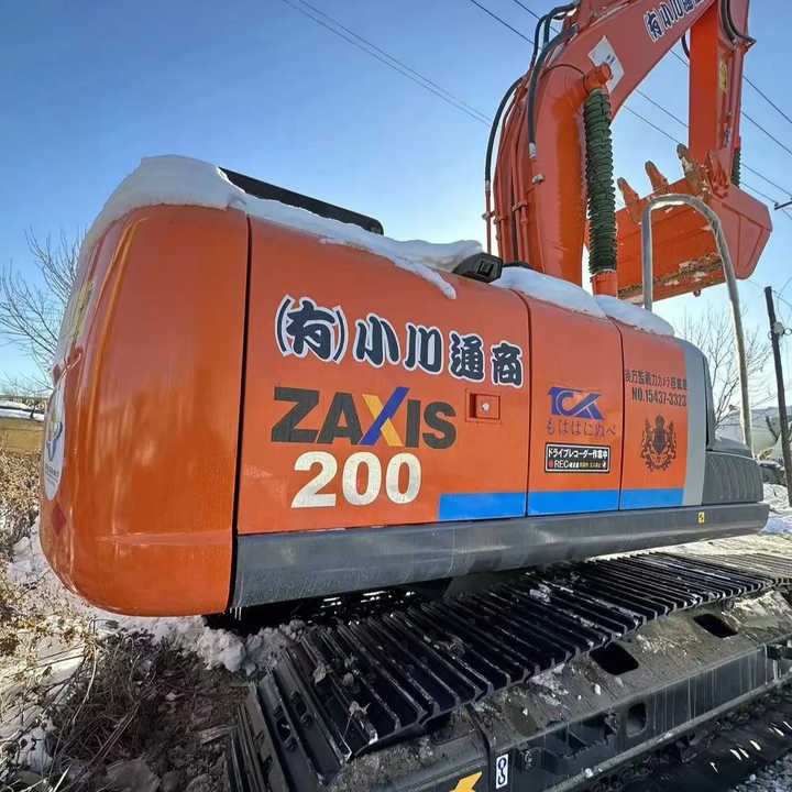 Original Japan Hitachi ZX200-3 Excavator Hitachi Excavator in Low Price for Hot Sale - Pelle sur chenille: photos 3 Original Japan Hitachi ZX200-3 Excavator Hitachi Excavator in Low Price for Hot Sale - Pelle sur chenille: photos 3