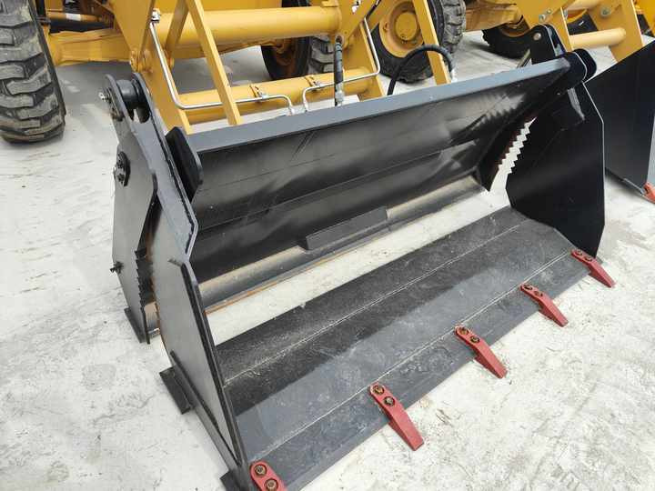 Used Cat420F Backhoe Excavator Hot Sale Used Engineering & Construction Machinery - Tractopelle: photos 5 Used Cat420F Backhoe Excavator Hot Sale Used Engineering & Construction Machinery - Tractopelle: photos 5