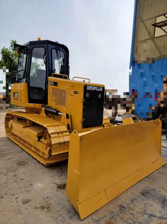 Used Caterpillar Bulldozer Used CatD5K Bulldozer Very Good Condition for Sale - Bulldozer: photos 3 Used Caterpillar Bulldozer Used CatD5K Bulldozer Very Good Condition for Sale - Bulldozer: photos 3