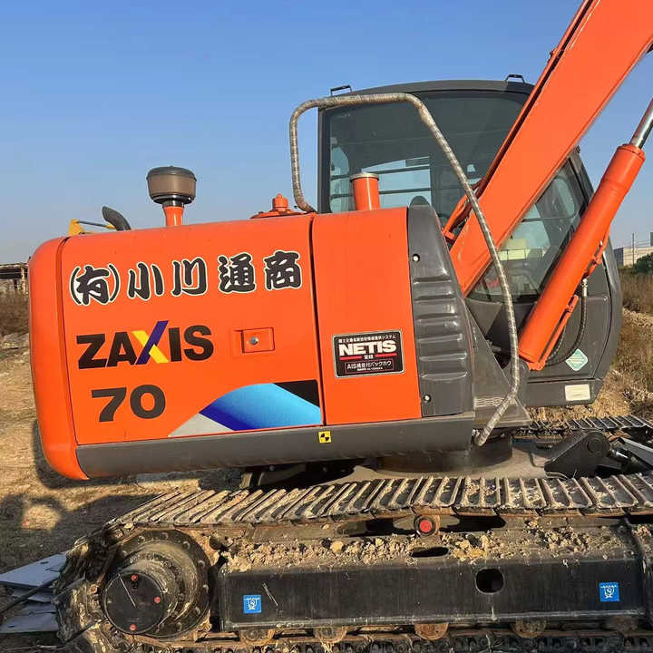 Used HITACHI ZX70 Model Mini Excavator Second Hand Machine Popular Brand Japan Hitachi Hydraulic Machinery - Pelle: photos 1 Used HITACHI ZX70 Model Mini Excavator Second Hand Machine Popular Brand Japan Hitachi Hydraulic Machinery - Pelle: photos 1