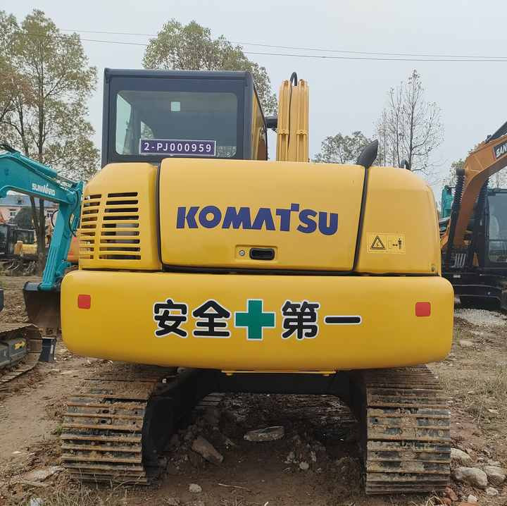 Used Heavy Machinery Komatsu PC70-8 Digger Cheap for Sale - Pelle sur chenille: photos 5 Used Heavy Machinery Komatsu PC70-8 Digger Cheap for Sale - Pelle sur chenille: photos 5