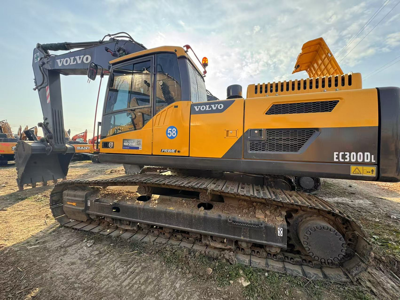 Used High Quality volvo EC300DL 30ton excavator machinery - Pelle sur chenille: photos 1 Used High Quality volvo EC300DL 30ton excavator machinery - Pelle sur chenille: photos 1
