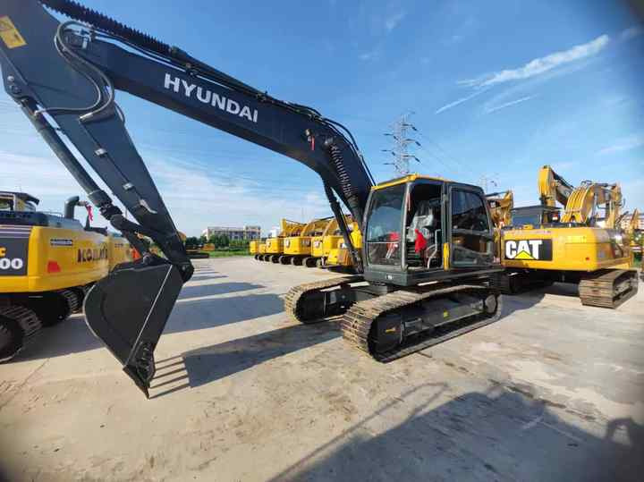 Used Hyundai210-9 21T Second Hand Korea Original Large Excavator Mining Construction Excavators Hot Sale 210-9 220-9 305-9 - Pelle: photos 2 Used Hyundai210-9 21T Second Hand Korea Original Large Excavator Mining Construction Excavators Hot Sale 210-9 220-9 305-9 - Pelle: photos 2
