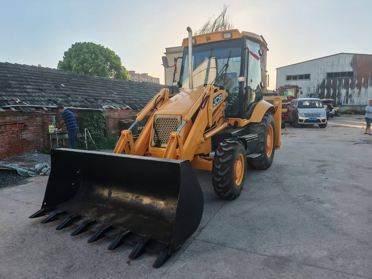 Used Second-hand Backhoe JCB 3CX - Tractopelle: photos 3 Used Second-hand Backhoe JCB 3CX - Tractopelle: photos 3