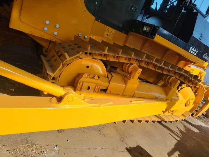 Used ShanTui Brand Sd22. Used Bulldozer SD22 Earth-Moving Machinery Crawler Bulldozer for Promotion Sale Cheap Price - Bulldozer: photos 2 Used ShanTui Brand Sd22. Used Bulldozer SD22 Earth-Moving Machinery Crawler Bulldozer for Promotion Sale Cheap Price - Bulldozer: photos 2