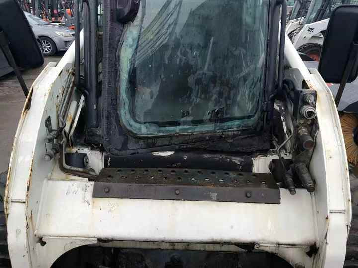 Used Small Loader Bobcat S130 S160 S185 Skid Steer Loader With Good Condition - Chargeuse sur pneus: photos 3 Used Small Loader Bobcat S130 S160 S185 Skid Steer Loader With Good Condition - Chargeuse sur pneus: photos 3