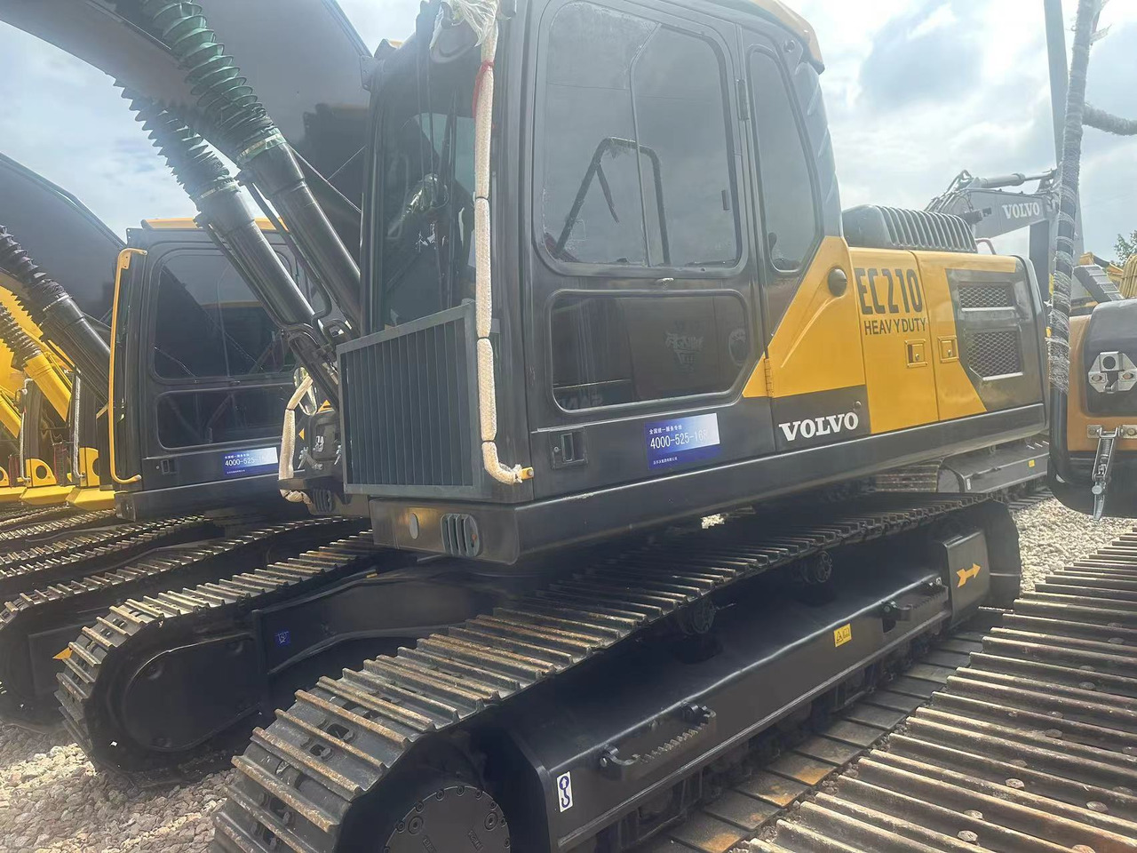 Used VOLVO EC210 Excavator Efficient Heavy Construction Equipment with Original Engine Second Hand Crawler Excavator - Pelle sur chenille: photos 4 Used VOLVO EC210 Excavator Efficient Heavy Construction Equipment with Original Engine Second Hand Crawler Excavator - Pelle sur chenille: photos 4