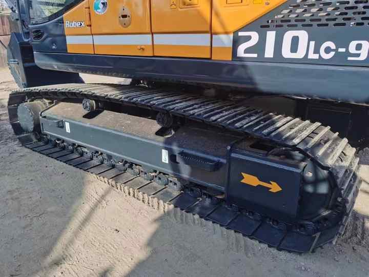 Pelle sur chenille Used Wheel Excavator hyundai 210w-9 for Sale Good Condition Wheel Excavator: photos 6