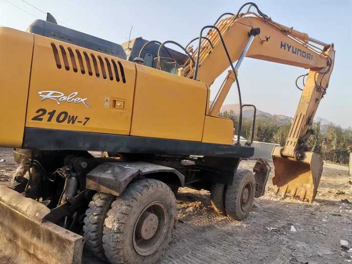 Pelle sur chenille Yellow Color Hyundai210w-7 Used Wheel Excavator Used Hyundai210-7 on Sale with Cheap Price: photos 6