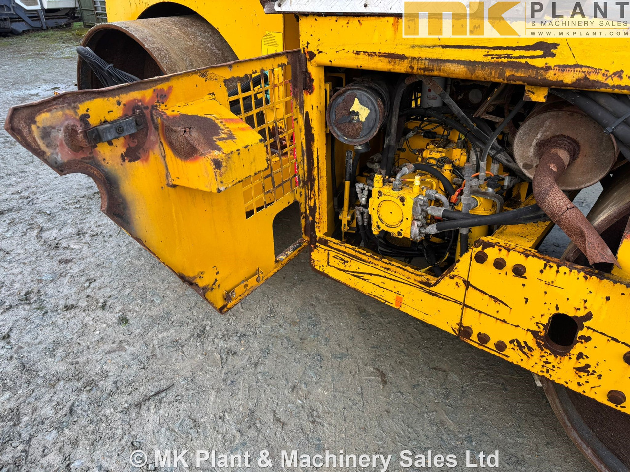 Compacteur JCB VIBROMAX W752: photos 11