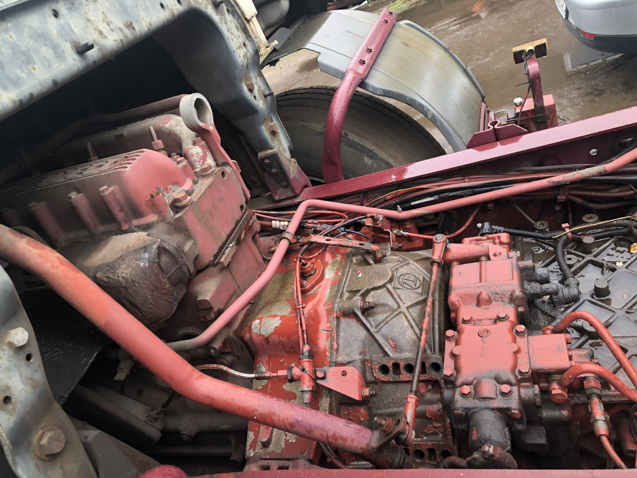 IVECO EuroTech 180E34 - Châssis cabine: photos 3 IVECO EuroTech 180E34 - Châssis cabine: photos 3