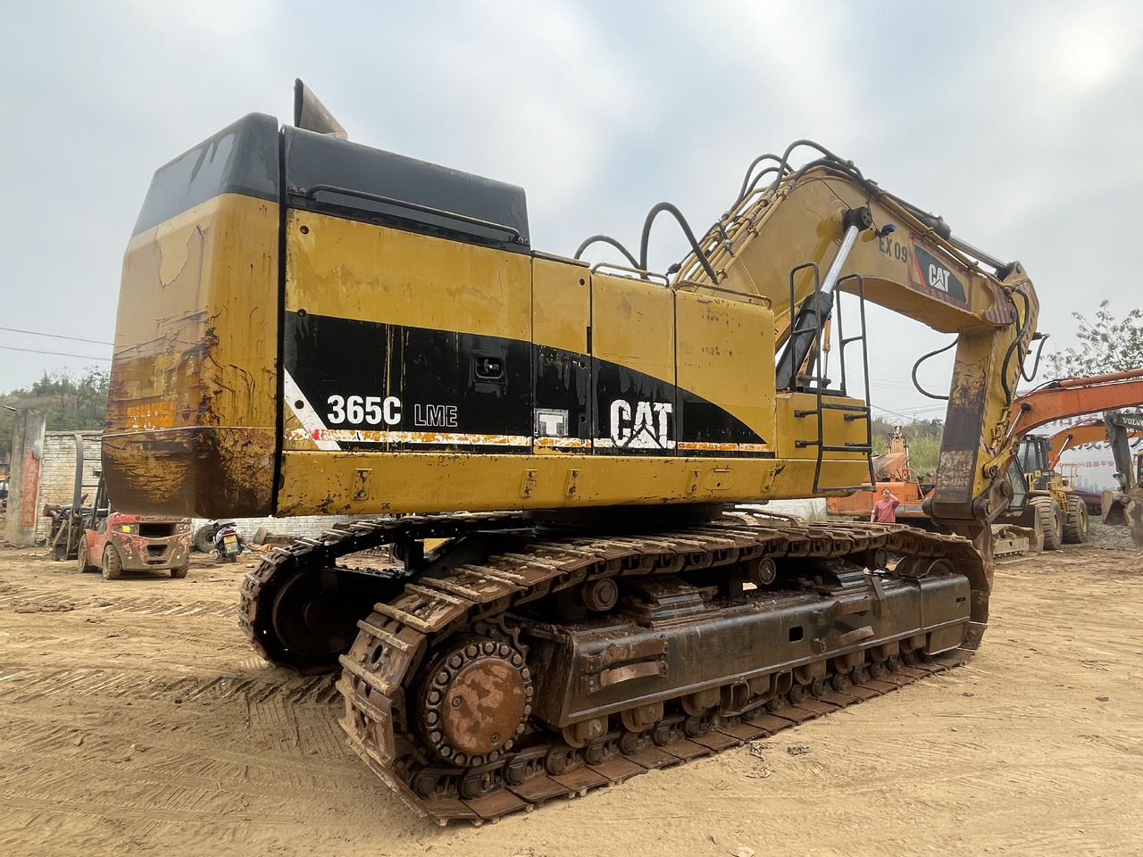 CATERPILLAR 365C - Pelle sur chenille: photos 3 CATERPILLAR 365C - Pelle sur chenille: photos 3