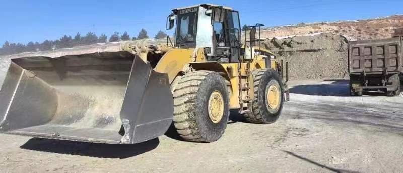 CATERPILLAR 980G - Chargeuse sur chenilles: photos 1 CATERPILLAR 980G - Chargeuse sur chenilles: photos 1
