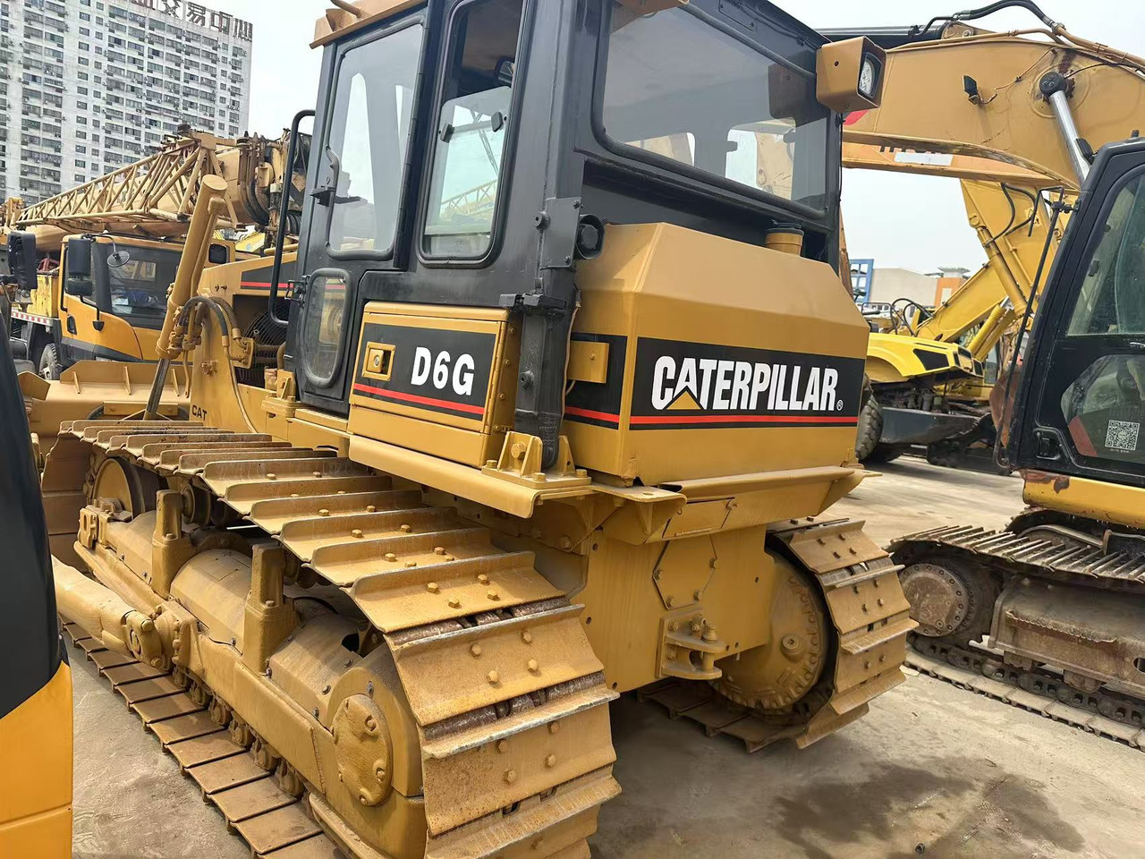 CATERPILLAR D6G - Bulldozer: photos 1 CATERPILLAR D6G - Bulldozer: photos 1