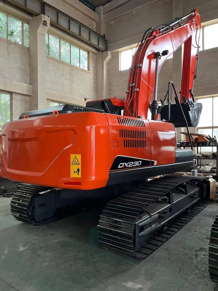 DOOSAN DX230 - Pelle sur chenille: photos 2 DOOSAN DX230 - Pelle sur chenille: photos 2