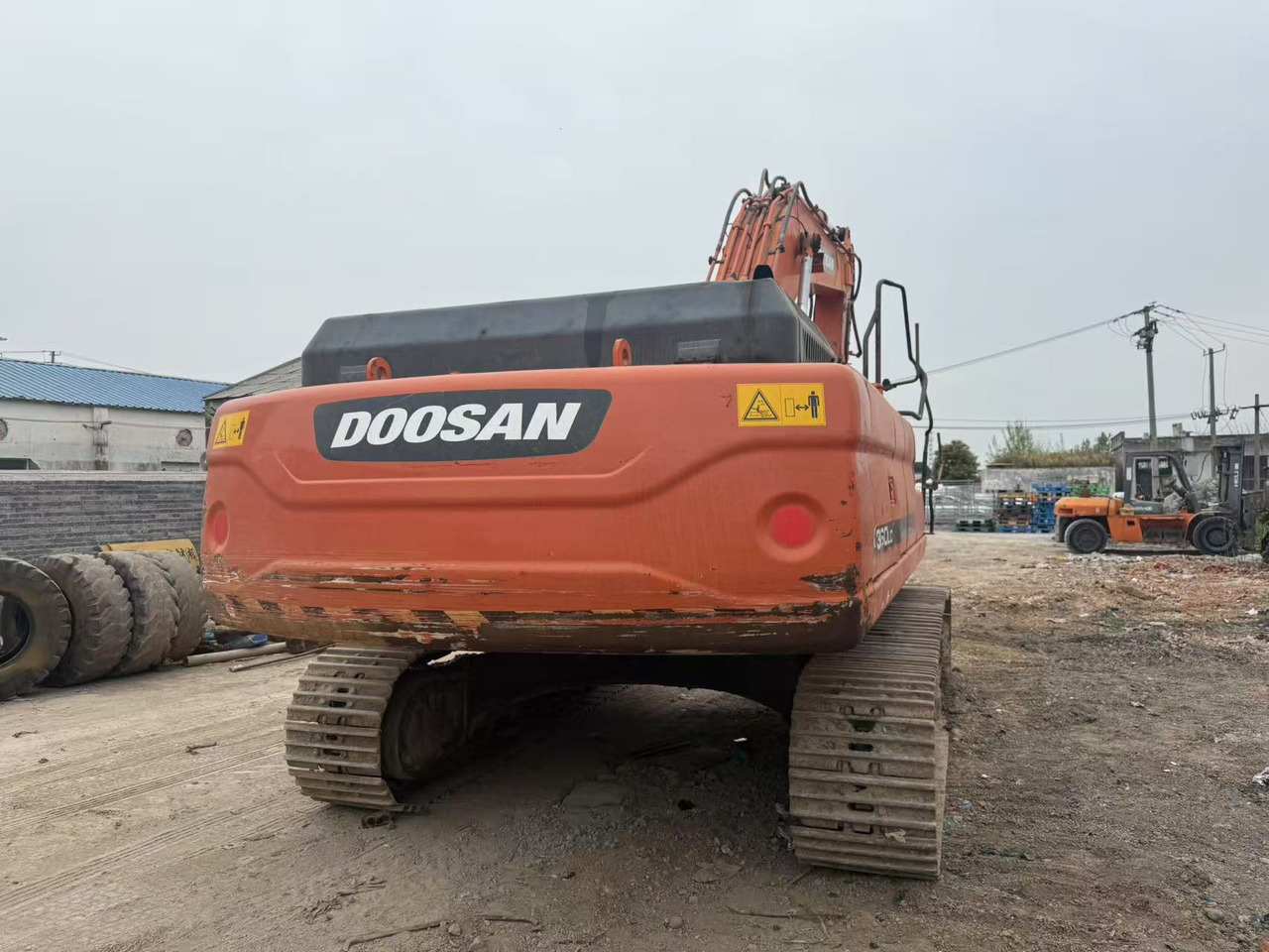 DOOSAN DX360LC - Pelle sur chenille: photos 3 DOOSAN DX360LC - Pelle sur chenille: photos 3
