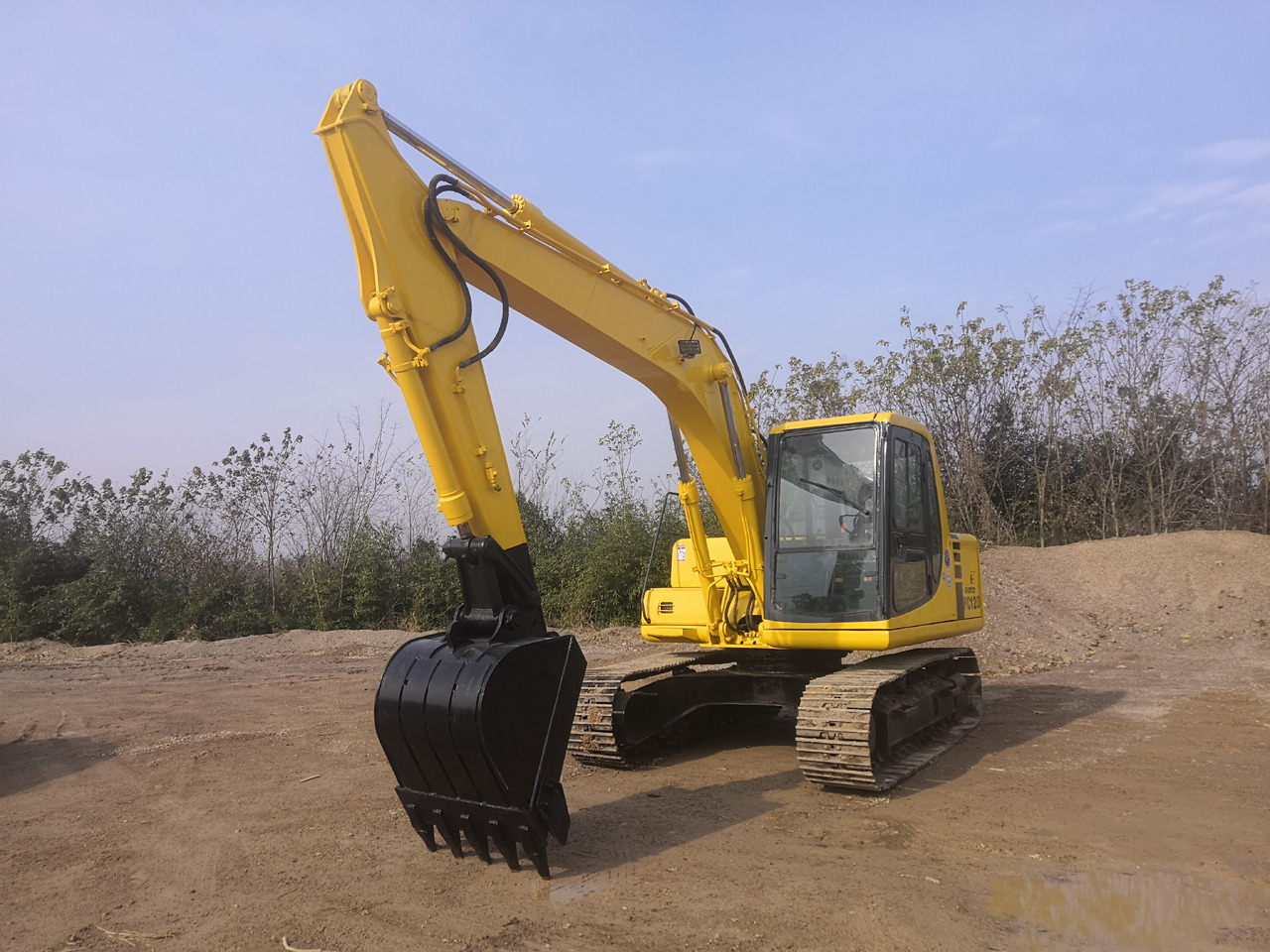 KOMATSU PC120-6 - Pelle sur chenille: photos 5 KOMATSU PC120-6 - Pelle sur chenille: photos 5