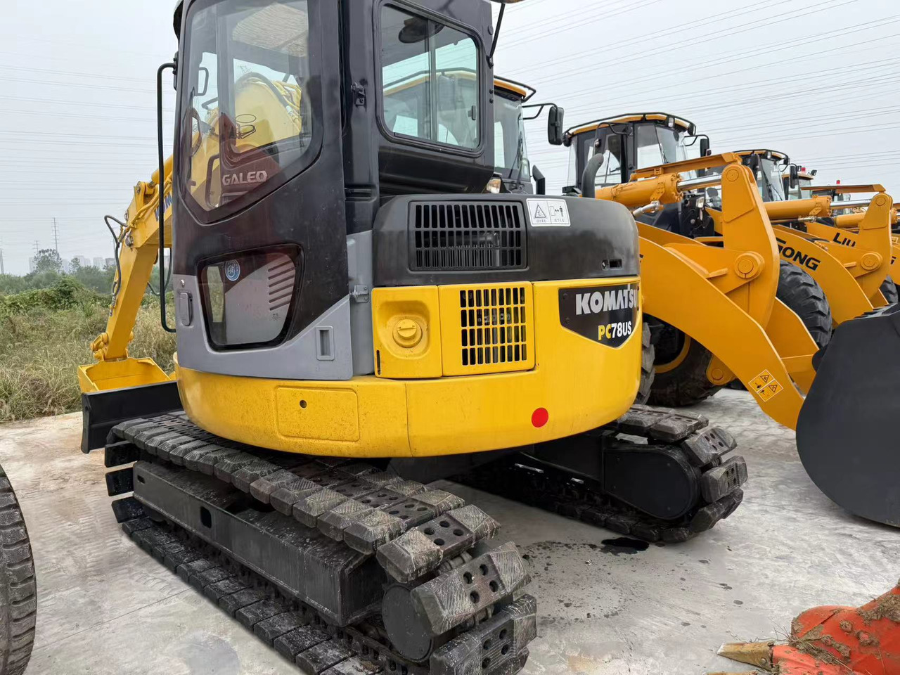 KOMATSU PC78US - Mini pelle: photos 1 KOMATSU PC78US - Mini pelle: photos 1