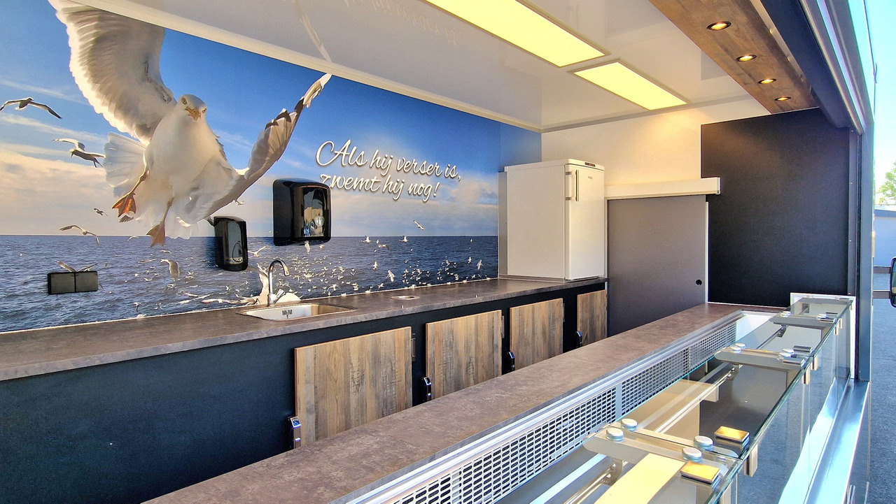 FIAT + BK Market Trailers opbouw - Camion magasin: photos 4 FIAT + BK Market Trailers opbouw - Camion magasin: photos 4