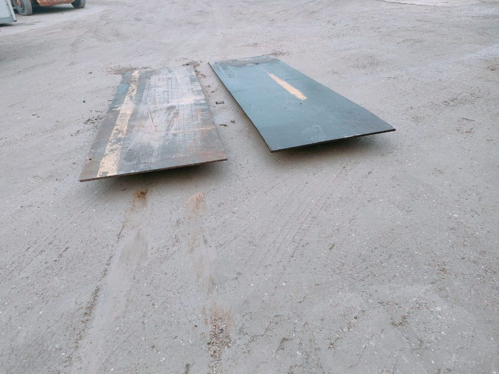 PEDANE IN FERRO PER CONTAINER - Autre matériel: photos 1 PEDANE IN FERRO PER CONTAINER - Autre matériel: photos 1