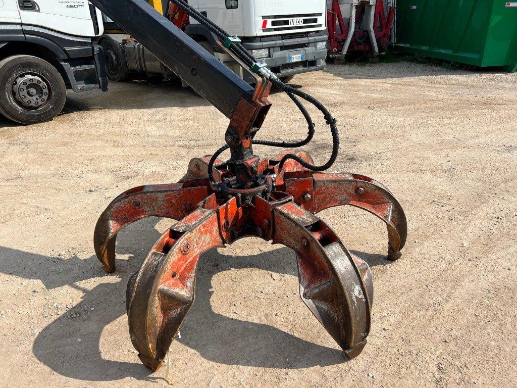 Benne ampliroll CONTAINER SCARRABILE USATO A CIELO APERTO CON GRU: photos 9 Benne ampliroll CONTAINER SCARRABILE USATO A CIELO APERTO CON GRU: photos 9