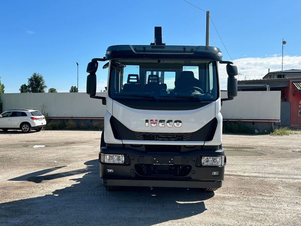 IVECO EUROCARGO 180E32K NUOVO SCARRABILE - Camion ampliroll: photos 2 IVECO EUROCARGO 180E32K NUOVO SCARRABILE - Camion ampliroll: photos 2