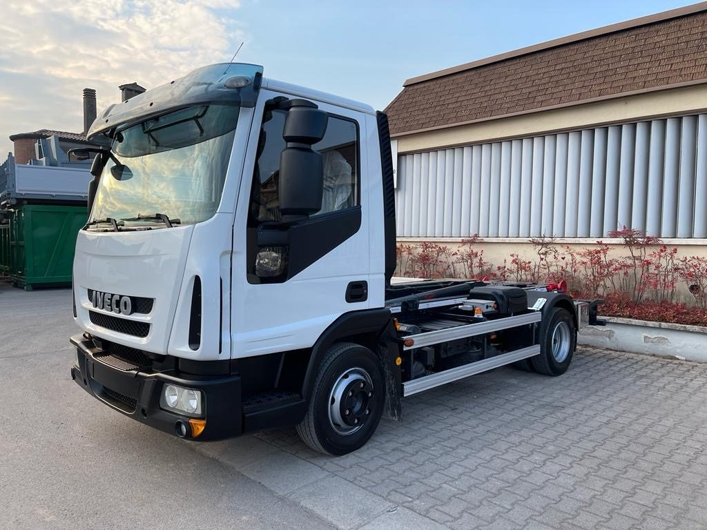 Camion ampliroll IVECO EUROCARGO 80 E18 CON IMPIANTO SCARRABILE NUO: photos 12