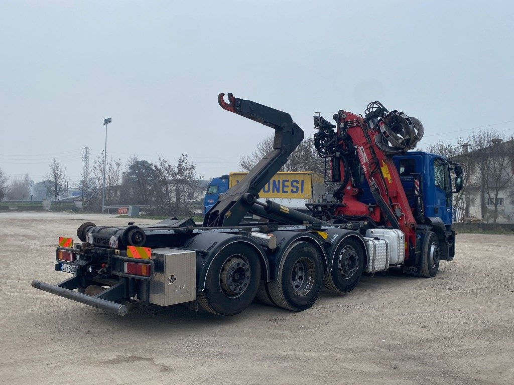 IVECO STRALIS 260.450 SCARRABILE CON GRU - Camion ampliroll: photos 5 IVECO STRALIS 260.450 SCARRABILE CON GRU - Camion ampliroll: photos 5