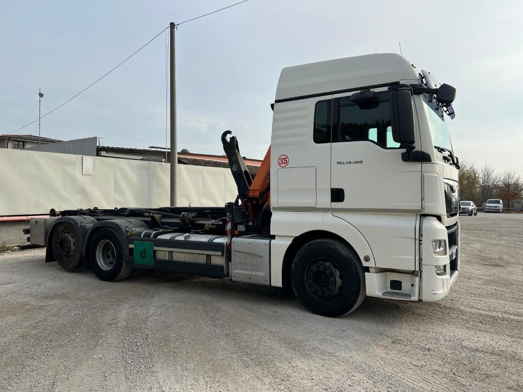Camion ampliroll MAN TGX 26.480 SCARRABILE CON GRU DIETRO CABINA: photos 8