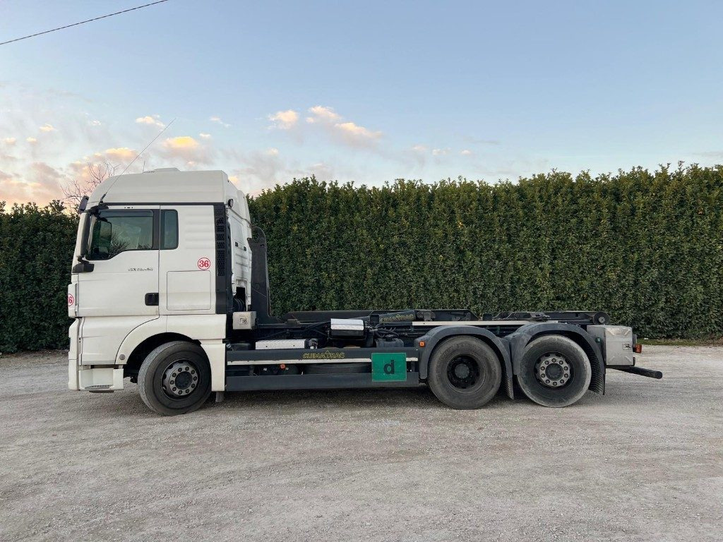 MAN TGX 26.480 USATO SCARRABILE - Camion ampliroll: photos 3 MAN TGX 26.480 USATO SCARRABILE - Camion ampliroll: photos 3