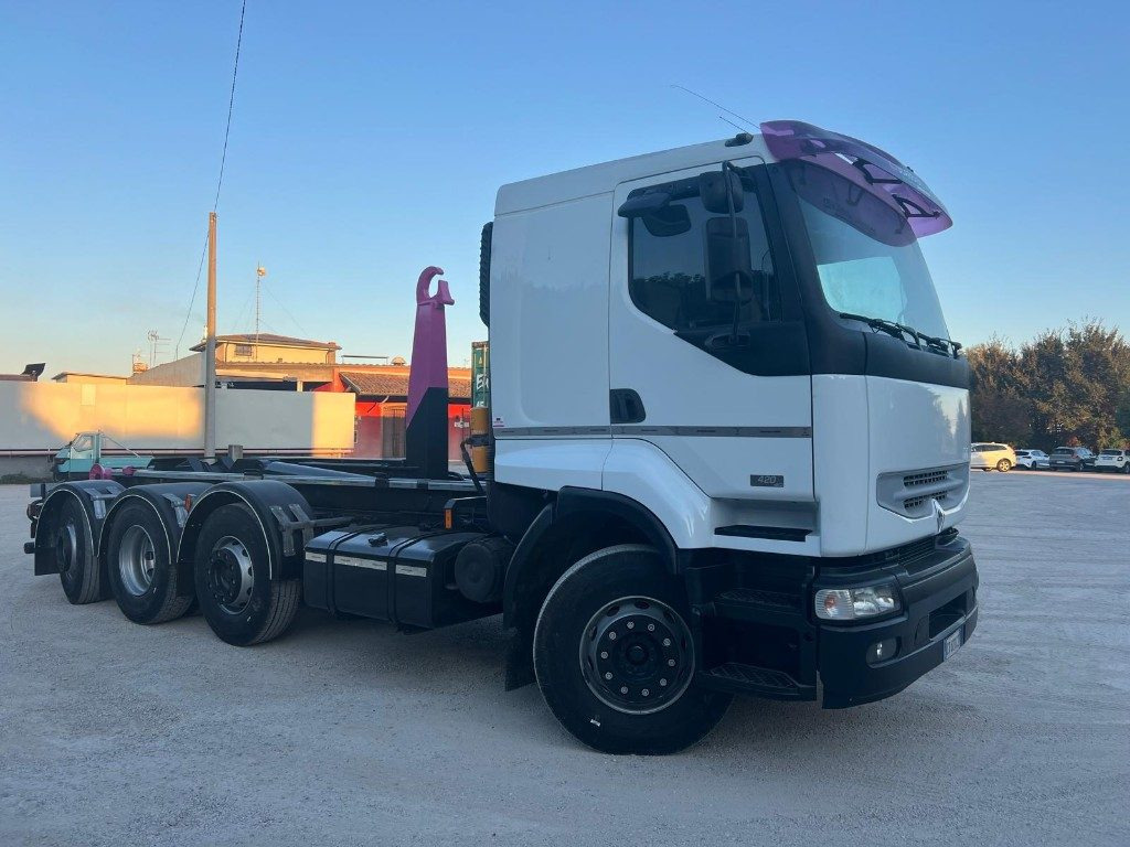 RENAULT 420 USATO SCARRABILE 8X2 - Camion ampliroll: photos 5 RENAULT 420 USATO SCARRABILE 8X2 - Camion ampliroll: photos 5