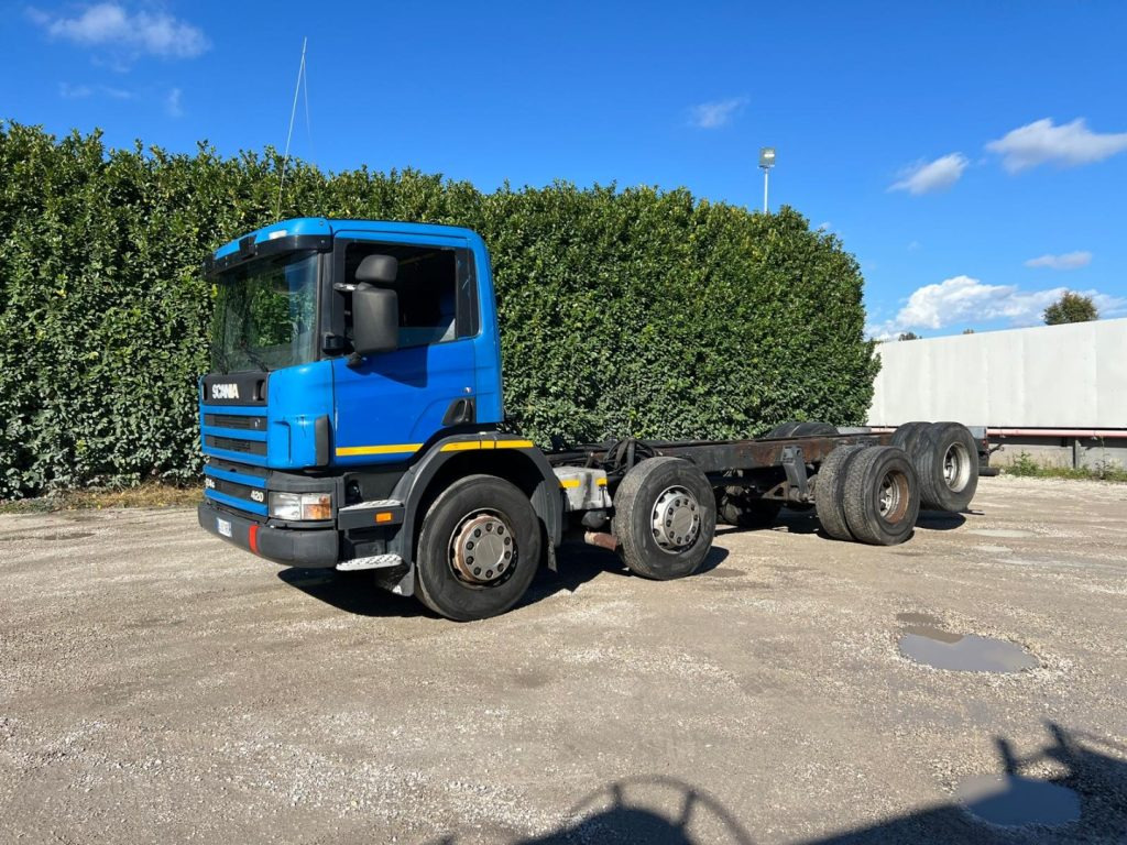 SCANIA 124GB 420 A TELAIO - Châssis cabine: photos 3 SCANIA 124GB 420 A TELAIO - Châssis cabine: photos 3