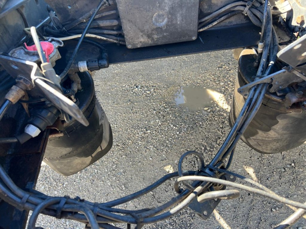 SCANIA 124GB 420 A TELAIO - crédit-bail SCANIA 124GB 420 A TELAIO: photos 8 SCANIA 124GB 420 A TELAIO - crédit-bail SCANIA 124GB 420 A TELAIO: photos 8