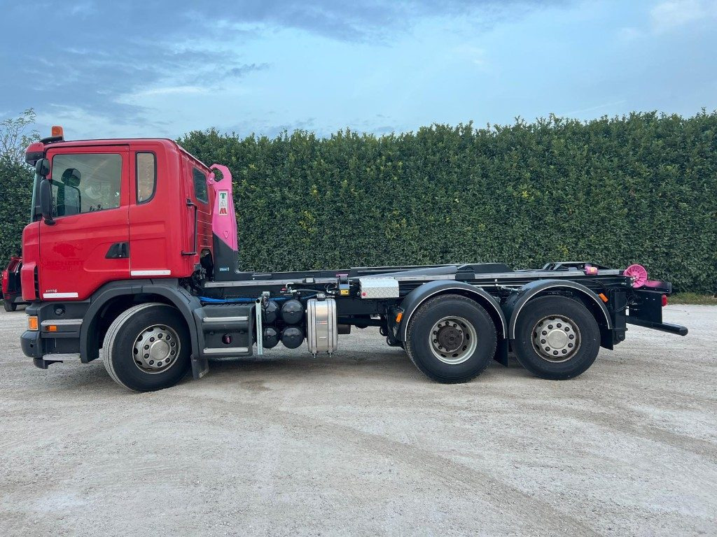 SCANIA G440 SCARRABILE NUOVO PNEUMATICO POSTERIORE - Camion ampliroll: photos 3 SCANIA G440 SCARRABILE NUOVO PNEUMATICO POSTERIORE - Camion ampliroll: photos 3