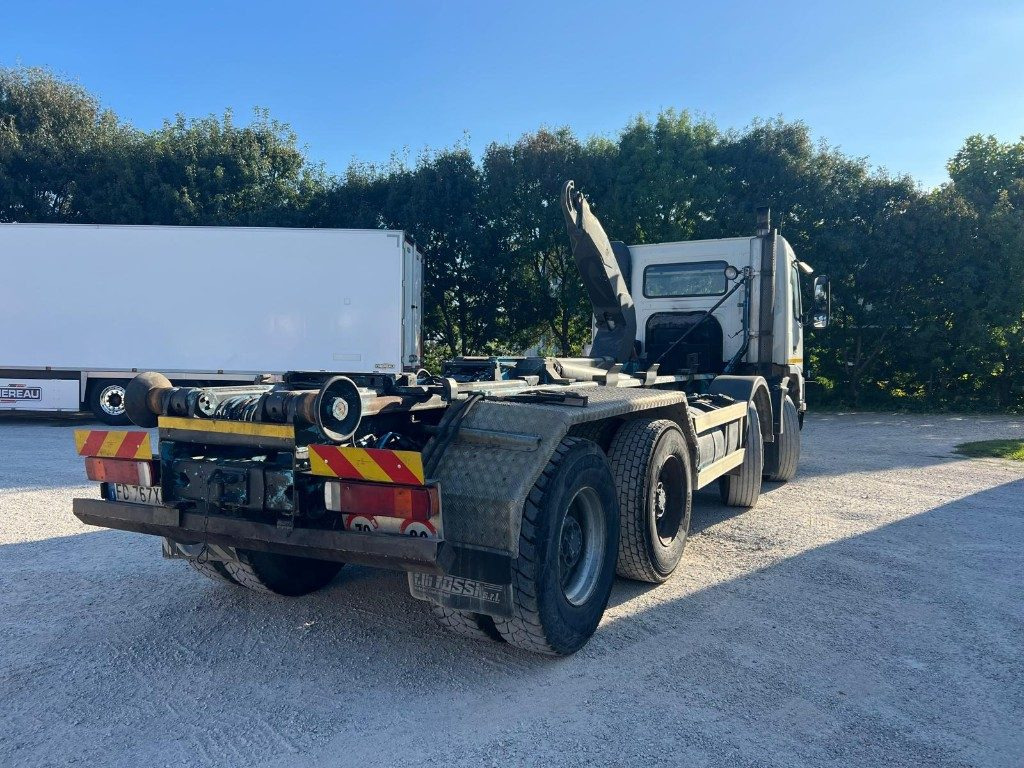 VOLVO FM12 SCARRABILE - Camion ampliroll: photos 3 VOLVO FM12 SCARRABILE - Camion ampliroll: photos 3