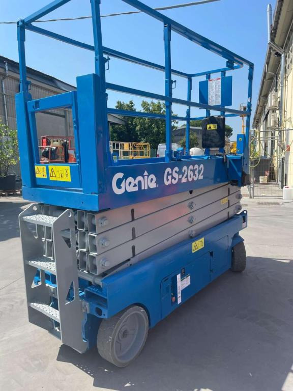 Genie GS-2632 - Nacelle ciseaux: photos 3 Genie GS-2632 - Nacelle ciseaux: photos 3