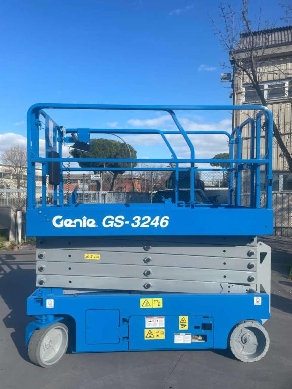 Genie GS-2646 - Nacelle ciseaux: photos 1 Genie GS-2646 - Nacelle ciseaux: photos 1