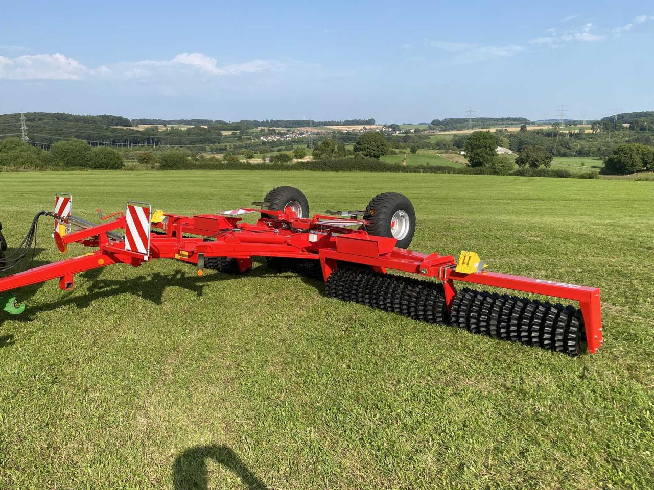 He-Va Tip-Roller 8,2 m - Rouleau agricole: photos 1 He-Va Tip-Roller 8,2 m - Rouleau agricole: photos 1